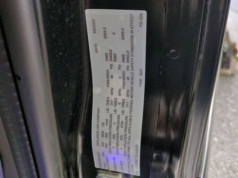 New 2025 GMC Savana 2500 Extended w/ Driver Convenience Package image 34