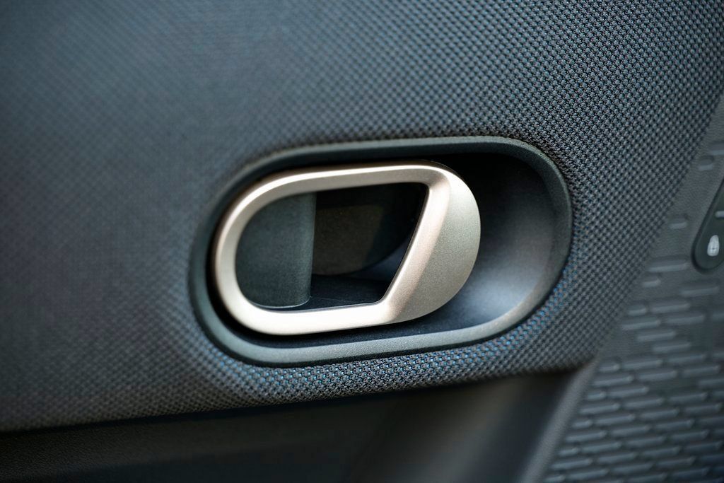 New 2026 MINI Cooper 2-Door Hardtop FWD image 15