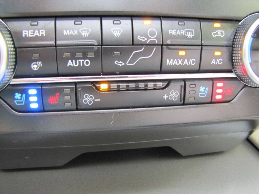 Used 2021 Ford Expedition XLT RWD image 38