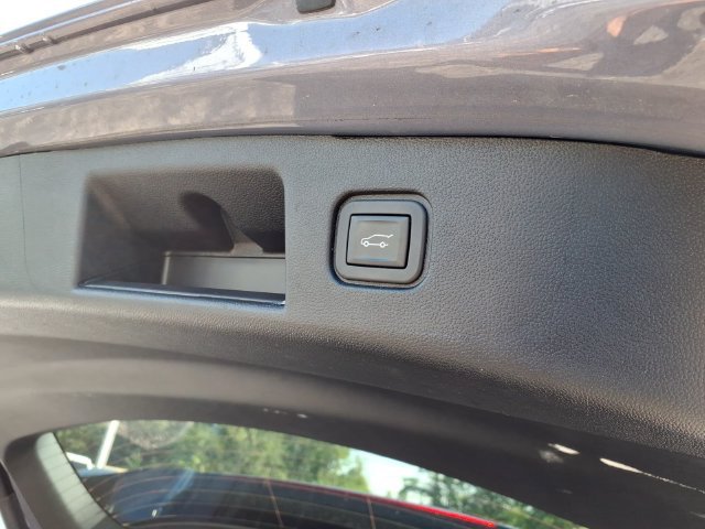 Used 2024 Chevrolet Blazer EV RS AWD/4WD image 27