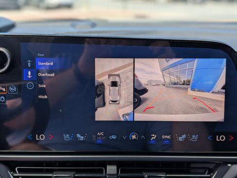 New 2025 Chevrolet Equinox EV RS image 3