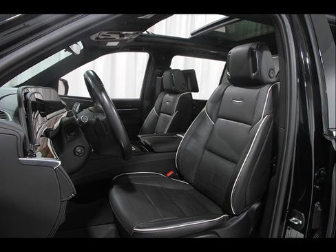 Certified 2024 Cadillac Escalade ESV Premium Luxury w/ LPO, Floor Liner Package AWD/4WD image 5
