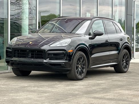 Used 2020 Porsche Cayenne S w/ Premium Package Plus AWD/4WD image 7