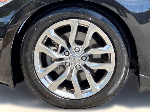 Used 2014 Nissan 370Z Roadster RWD image 13