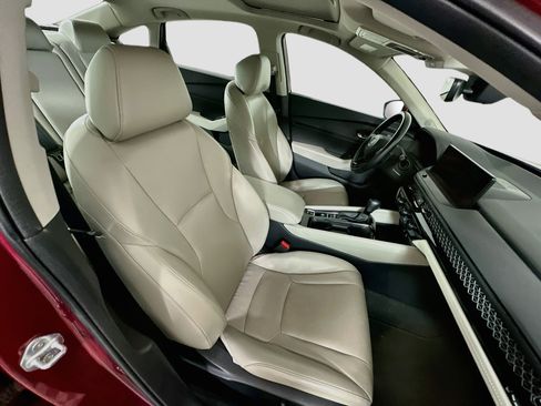 Used 2023 Honda Accord EX-L image 29