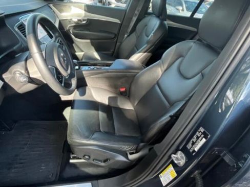 Used 2024 Volvo XC90 B5 Core w/ Protection Package Premier AWD/4WD image 2
