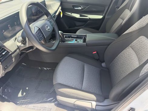 New 2026 Nissan Sentra SV FWD image 12