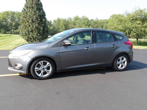 Used 2014 Ford Focus SE FWD image 8