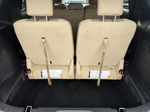 Used 2017 Ford Explorer Base 4D Sport Utility image 19