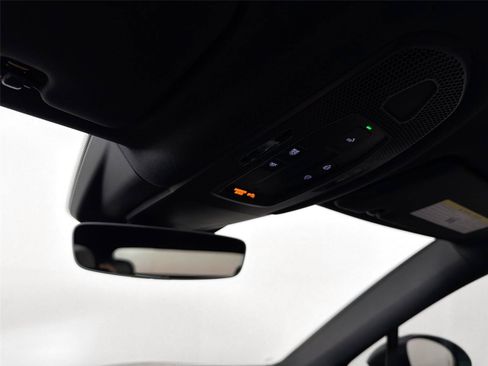 Certified 2026 Porsche Cayenne Coupe AWD/4WD image 25