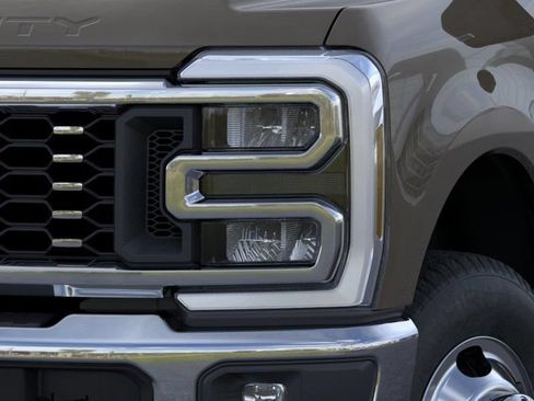 New 2026 Ford F350 Lariat w/ Lariat Ultimate Package AWD/4WD image 18