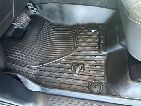 Used 2020 RAM 1500 Big Horn image 33