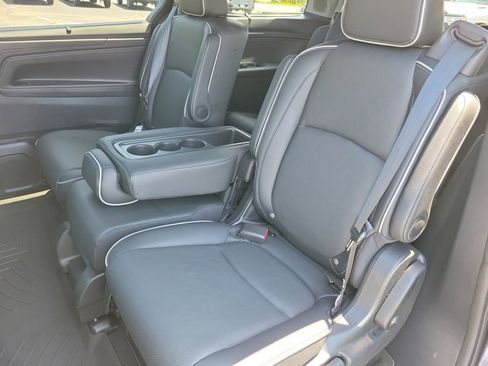 Used 2024 Honda Odyssey Elite image 16