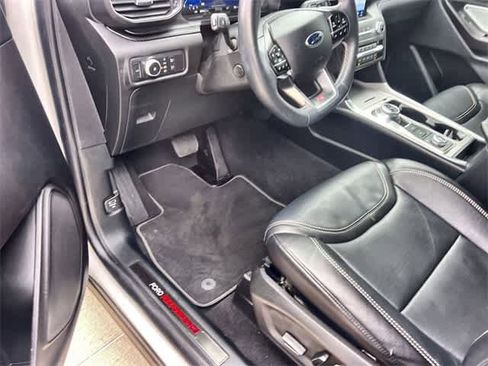 Used 2020 Ford Explorer ST w/ Premium Technology Package image 3