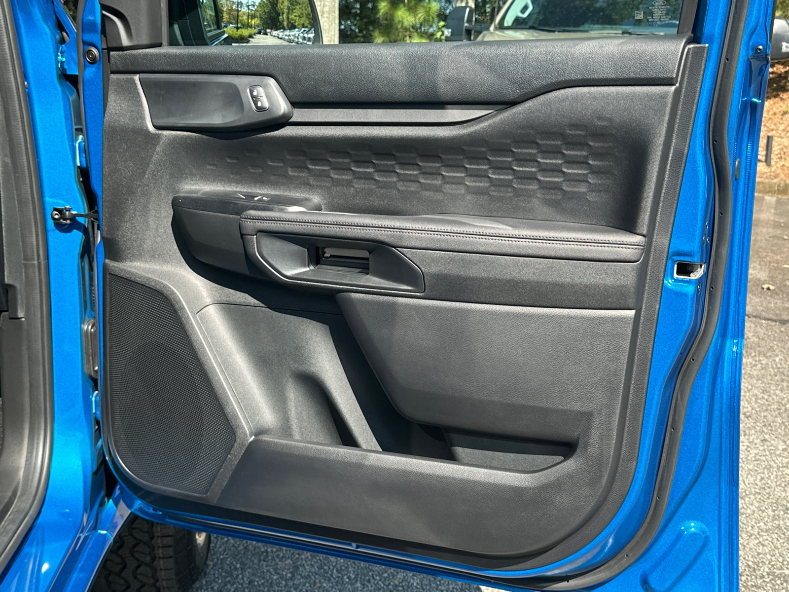 New 2026 Ford Ranger XLT w/ Black Appearance Package RWD image 15