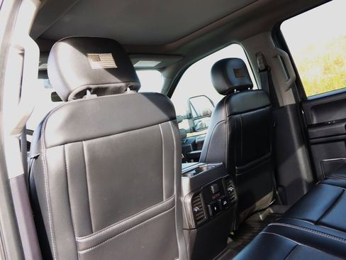 Used 2021 Ford F250 Lariat w/ Lariat Ultimate Package image 26