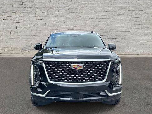 Used 2025 Cadillac Escalade ESV Premium Luxury AWD/4WD image 7
