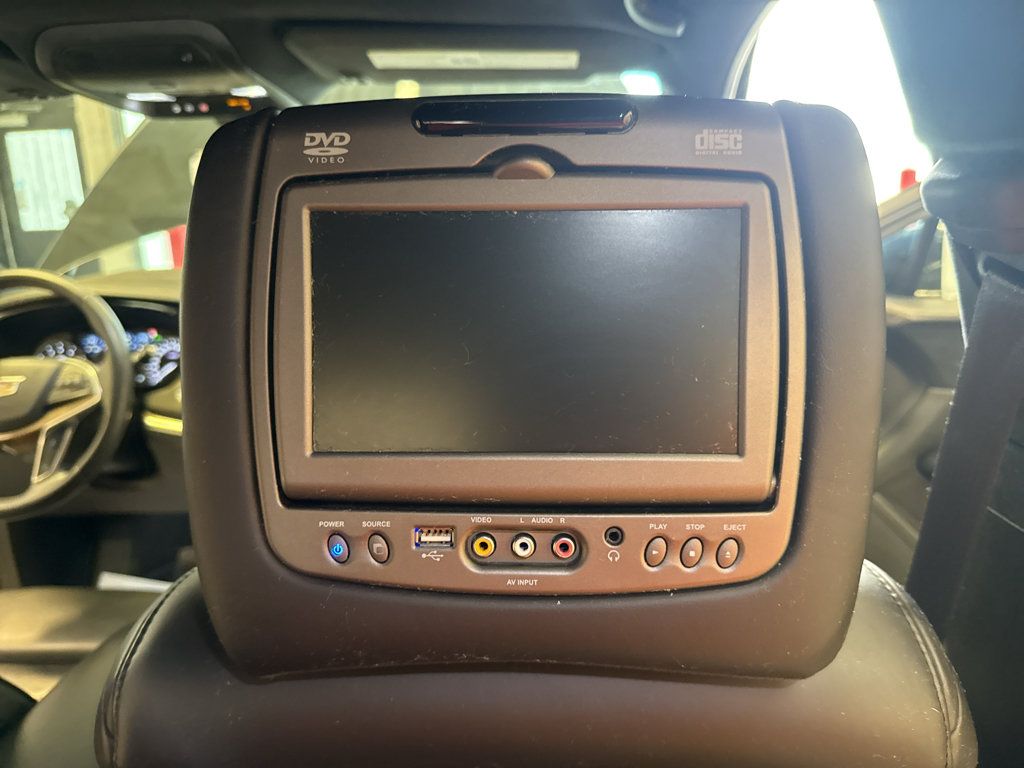 Used 2017 Cadillac XT5 Platinum w/ Driver Assist Package AWD/4WD image 27