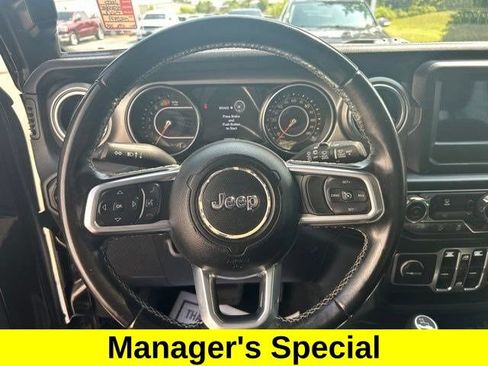 Used 2021 Jeep Wrangler Unlimited Sahara AWD/4WD image 14