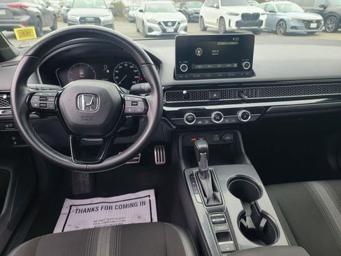 Used 2023 Honda Civic Sport image 14