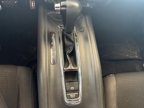 Used 2019 Honda HR-V Sport image 26