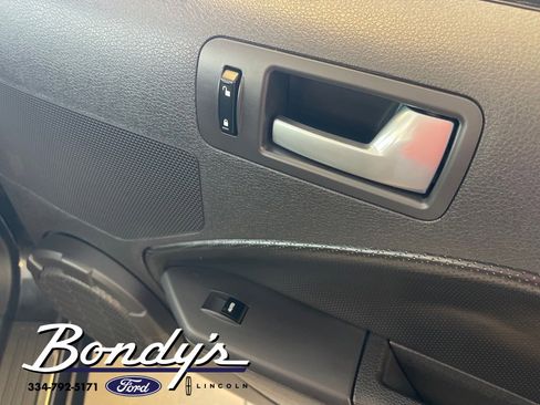 Used 2007 Ford Mustang Shelby GT500 image 24