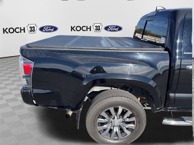 Used 2023 Toyota Tacoma Limited AWD/4WD image 17