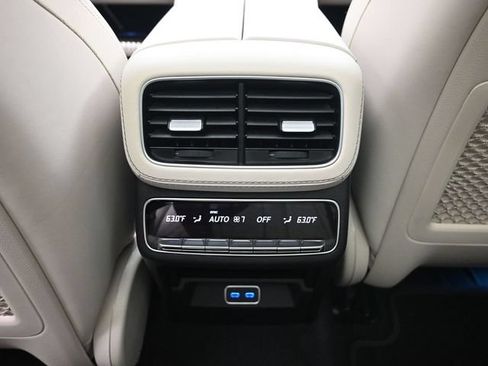 Used 2025 Mercedes-Benz GLE 53 AMG 4MATIC image 21