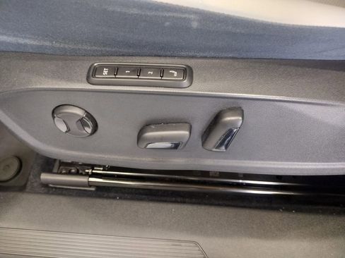 Used 2023 Volkswagen ID.4 Pro S AWD/4WD image 21