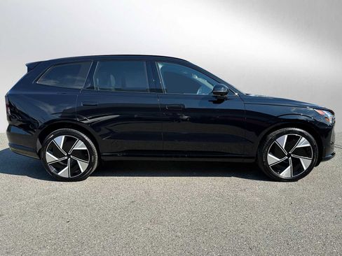 New 2025 Volvo EX90 Ultra w/ Protection Package Premier image 2