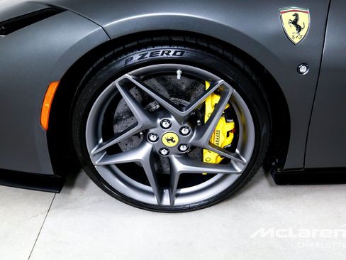 Used 2022 Ferrari F8 Tributo RWD image 28