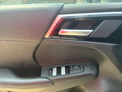 Used 2024 Mitsubishi Outlander SE FWD image 20