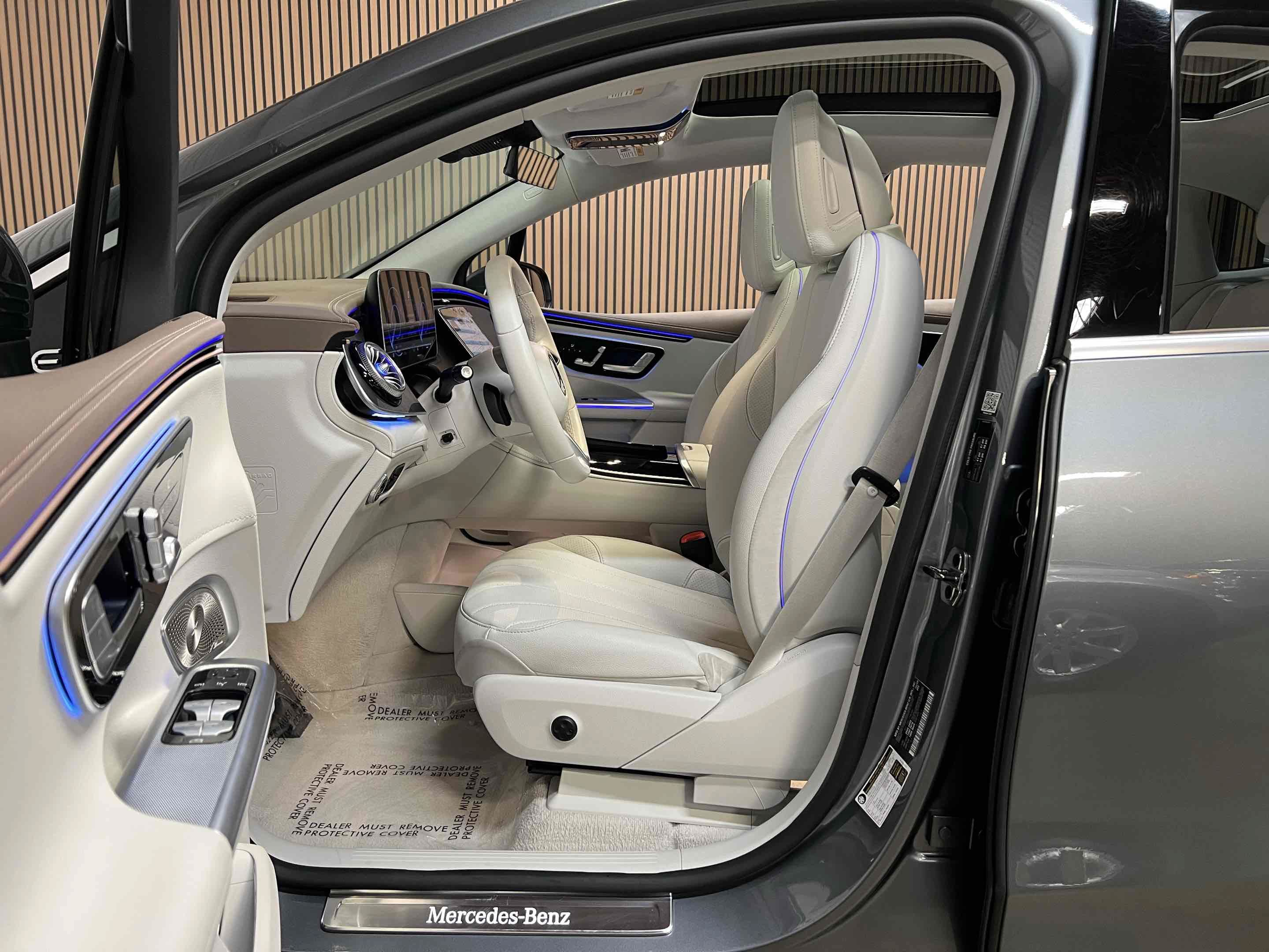 Used 2023 Mercedes-Benz EQE 350+ SUV w/ AMG Line Exterior Package image 36