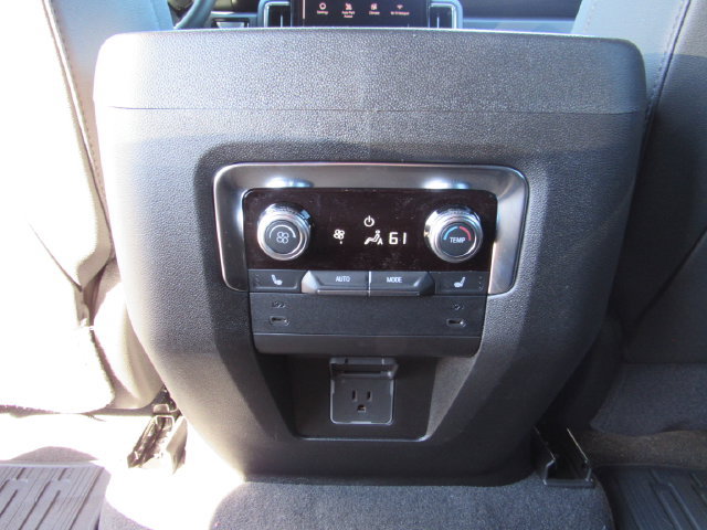 Used 2026 GMC Yukon Elevation AWD/4WD image 27