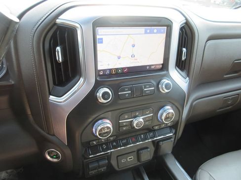 Used 2019 GMC Sierra 1500 SLT w/ SLT Premium Package AWD/4WD image 32