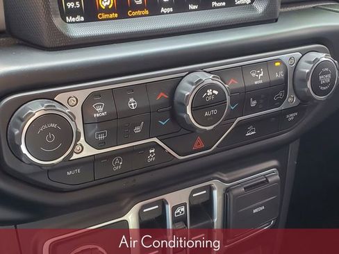Used 2022 Jeep Wrangler Unlimited Sport AWD/4WD image 29
