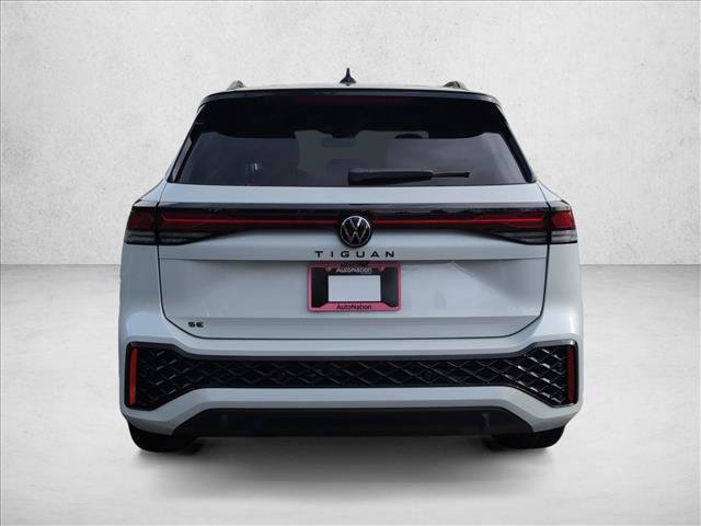 New 2026 Volkswagen Tiguan SE R-Line FWD image 6