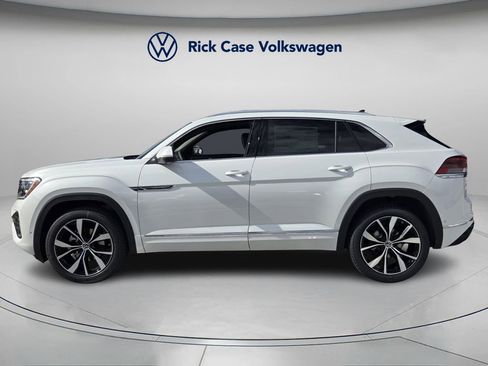 New 2026 Volkswagen Atlas Cross Sport SEL Premium R-Line AWD/4WD image 2