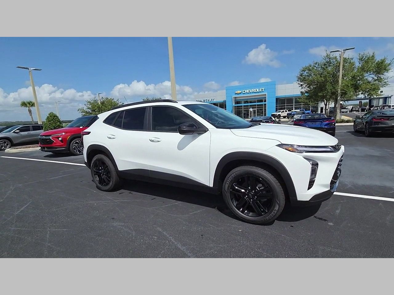 New 2026 Chevrolet Trax ACTIV w/ Sunroof Package FWD image 26