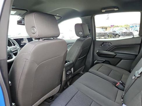 New 2026 GMC Canyon Elevation w/ Convenience Package image 9