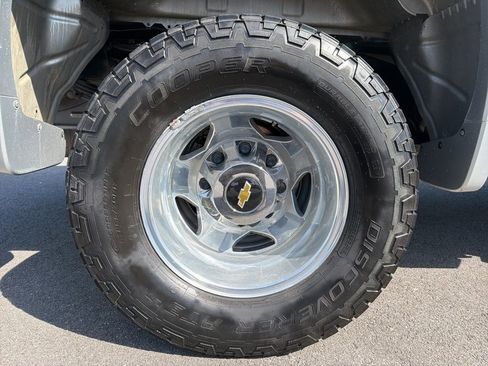 Used 2023 Chevrolet Silverado 3500 High Country AWD/4WD image 12