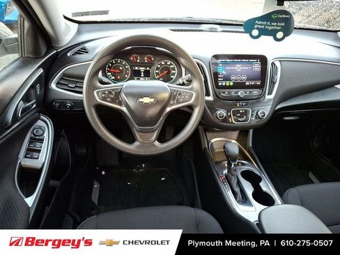 Used 2022 Chevrolet Malibu LS image 14