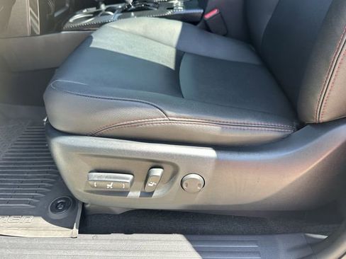 Used 2024 Toyota 4Runner TRD Off-Road Premium w/ Moonroof Package AWD/4WD image 28