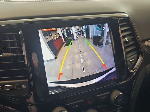 Used 2019 Jeep Grand Cherokee Trackhawk AWD/4WD image 24