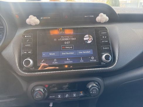 Used 2021 Nissan Kicks SV w/ Exterior Package image 9