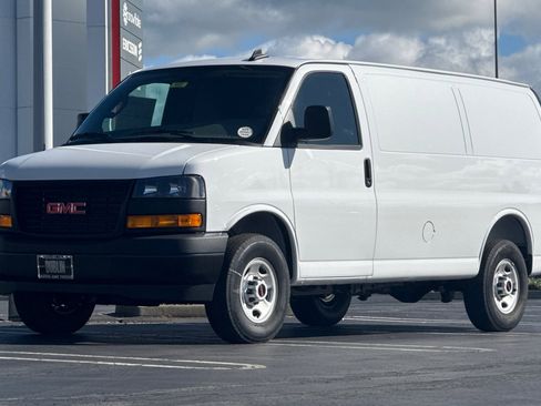 New 2025 GMC Savana 2500 w/ Driver Convenience Package image 8