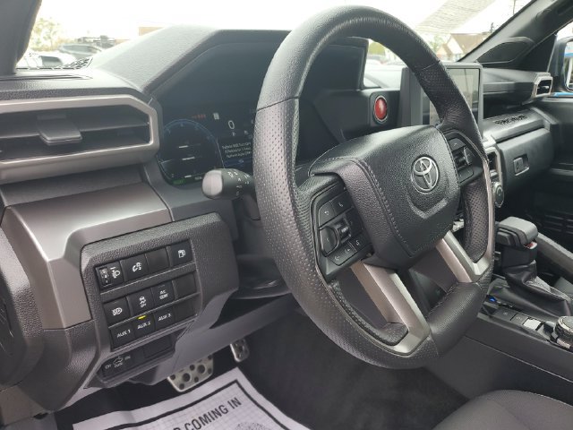 Used 2024 Toyota Tacoma TRD Sport w/ TRD Sport Upgrade Package AWD/4WD image 19