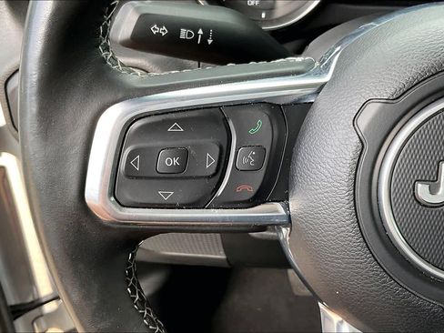 Used 2023 Jeep Wrangler Unlimited Sahara w/ Cold Weather Group AWD/4WD image 22