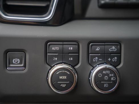 Used 2025 GMC Sierra 1500 Denali Ultimate AWD/4WD image 51