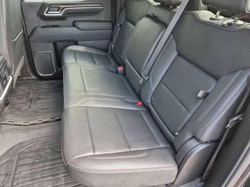 Used 2023 GMC Sierra 1500 SLT w/ SLT Convenience Package AWD/4WD image 19